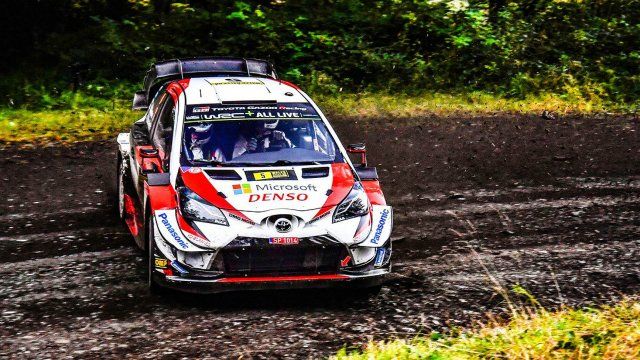 Toyota manda en el primer dia del Rally de Gales