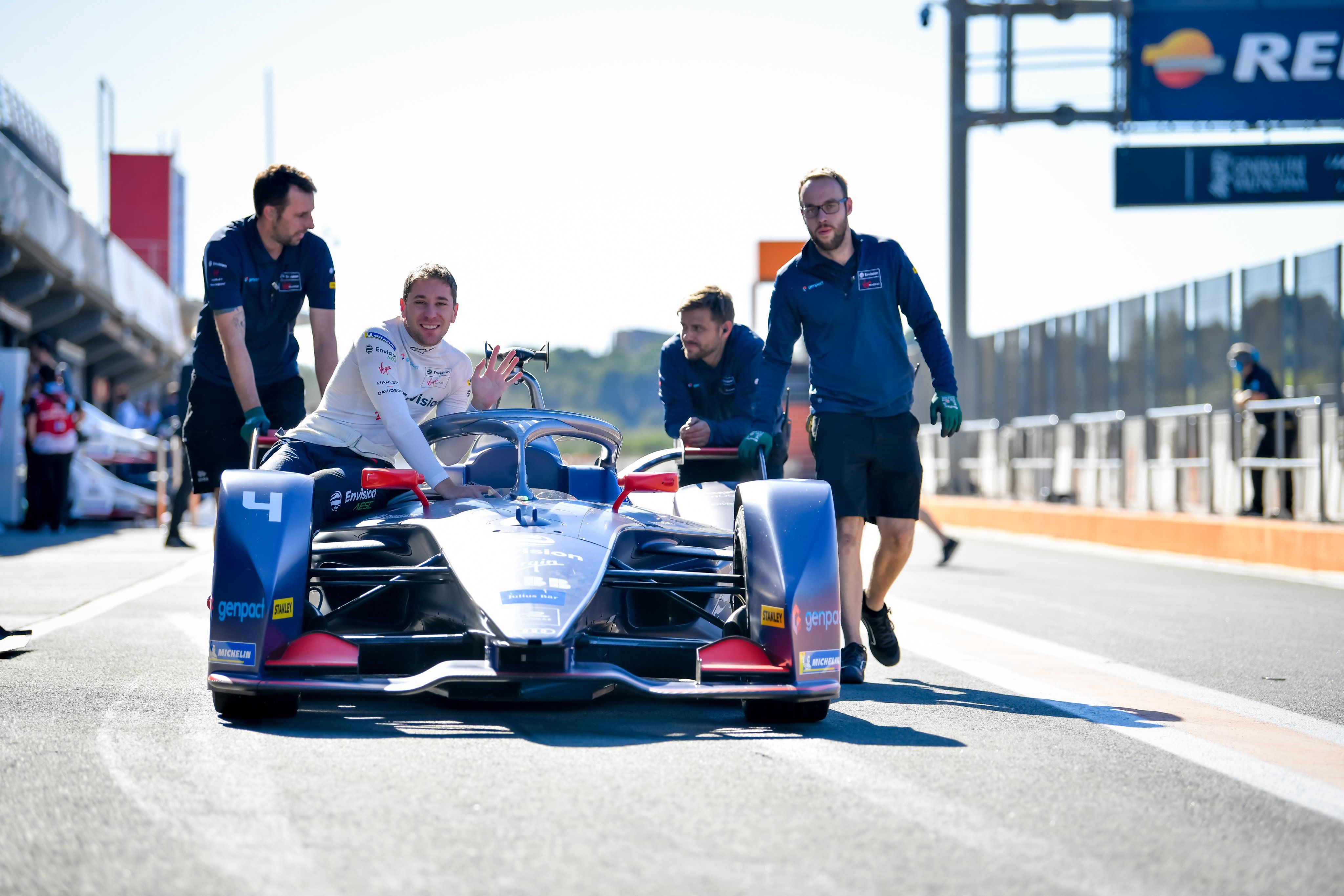 Robin Frijns el más rápido esta mañana en el segundo día de test en Valencia