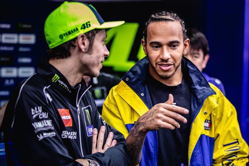 Valentino Rossi: “No veo la hora de ponerme al volante del F1, será un experiencia muy bonita”