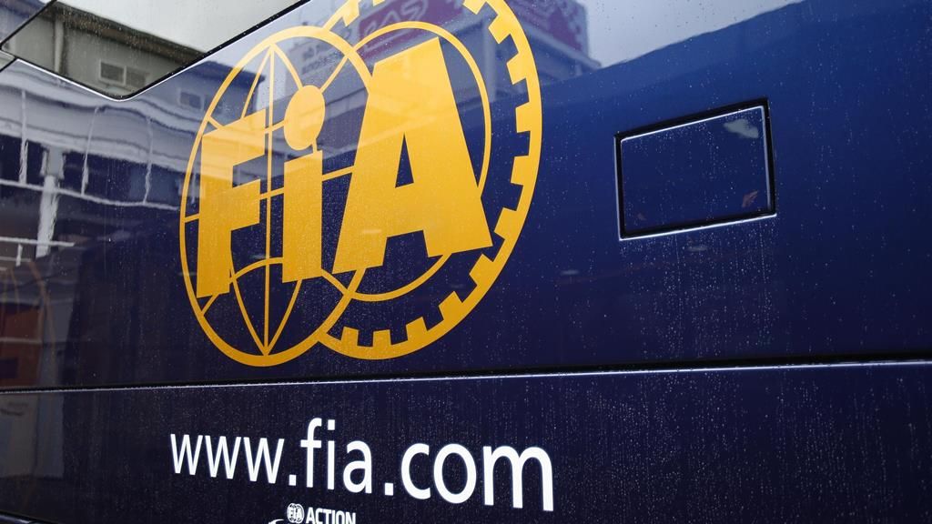 La FIA advierte que no se modificarán las penalizaciones por exceder los límites en pista