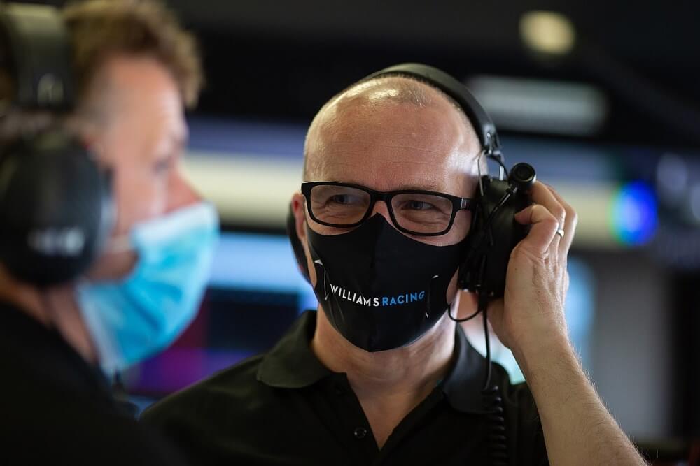 Williams Racing nombra a Simon Roberts director interino