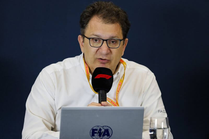 Tombazis reconoce que en 2026 puede haber cambios en los motores de la F1