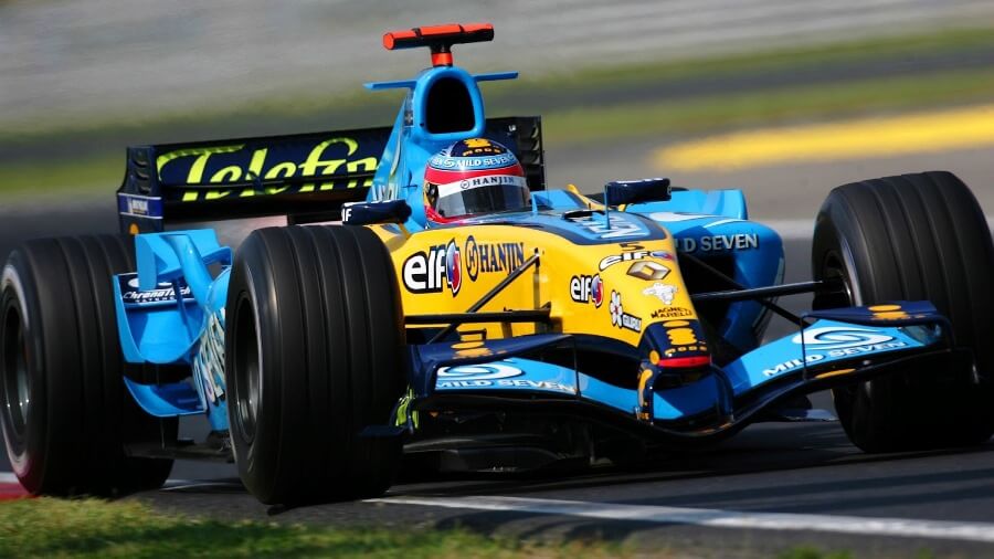 Fernando Alonso rodará con el Renault R25 en Yas Marina