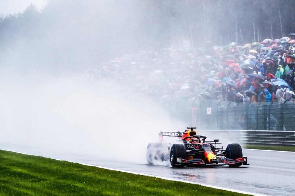 Verstappen gana la carrera más corta en la historia de la F1 sin un solo esfuerzo: “No es así como quieres ganar”