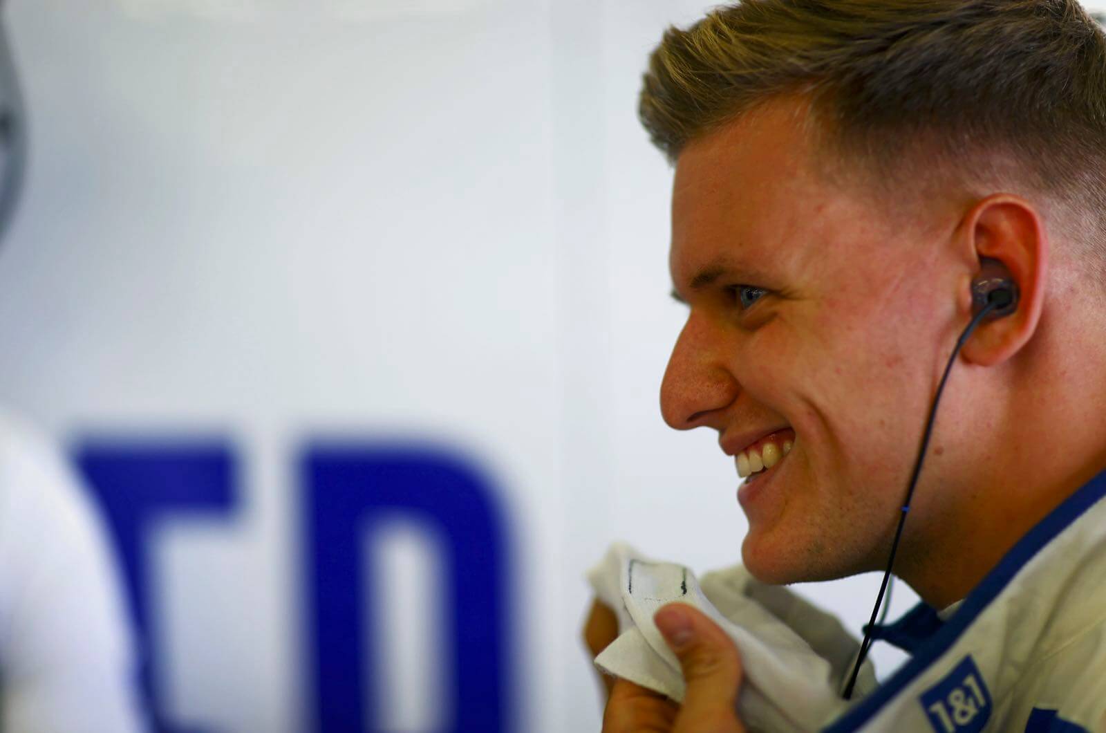 Mick Schumacher ha recibido consejos por parte de Hamilton: “Es agradable que se tome el tiempo de hacerlo”