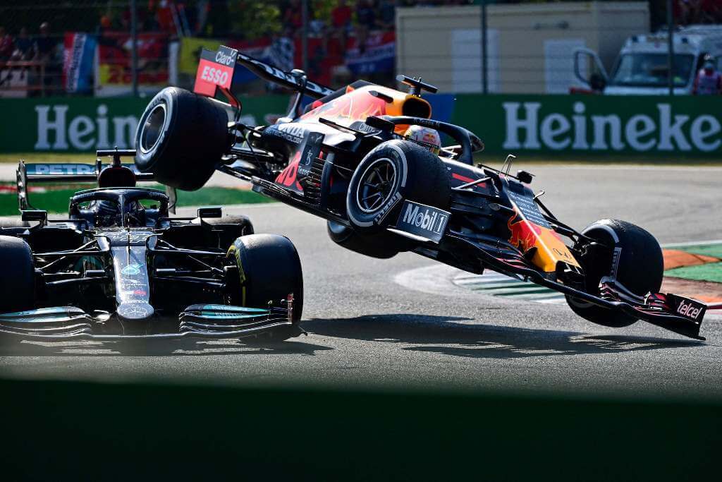 Alain Prost y David Coulthard coinciden en que el accidente entre Verstappen y Hamilton fue ‘un incidente de carrera’