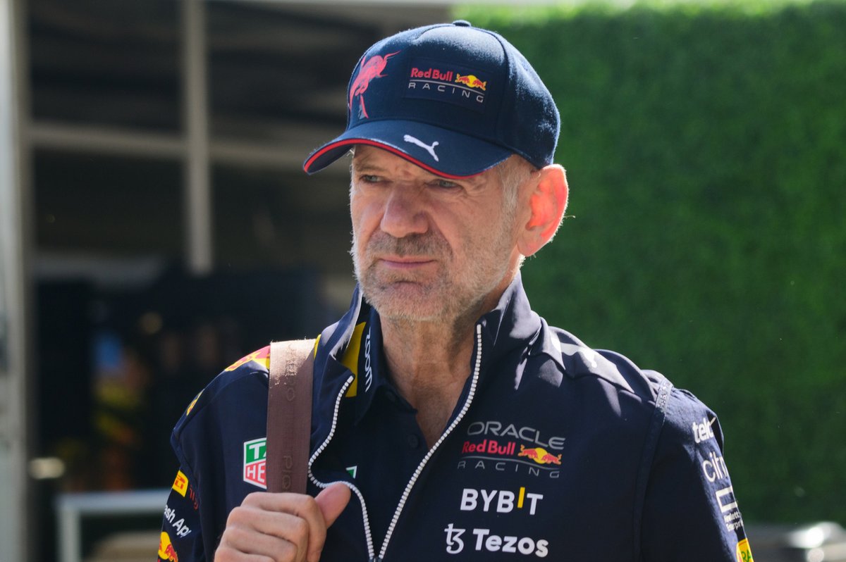 “Adrian Newey seguirá en Red Bull por muchos años”