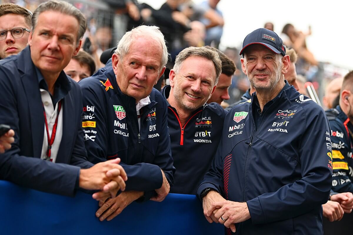 Crisis en Red Bull: Helmut Marko llama a poner fin a las disputas internas