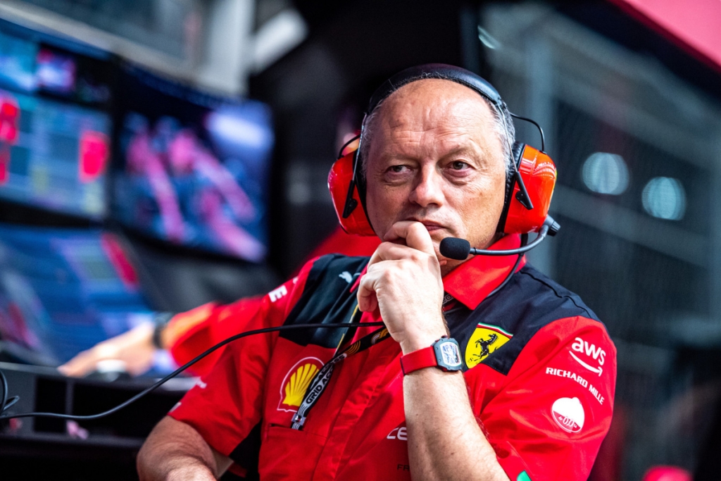 Vasseur lo deja claro: “Hamilton no viene a Ferrari de vacaciones”